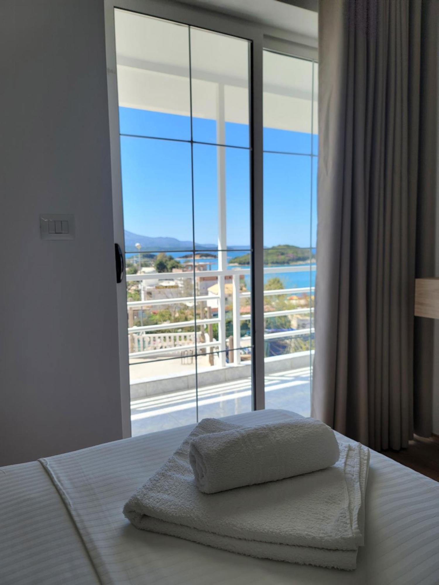 City Center Gjordeni Apartments Ксамил Екстериор снимка
