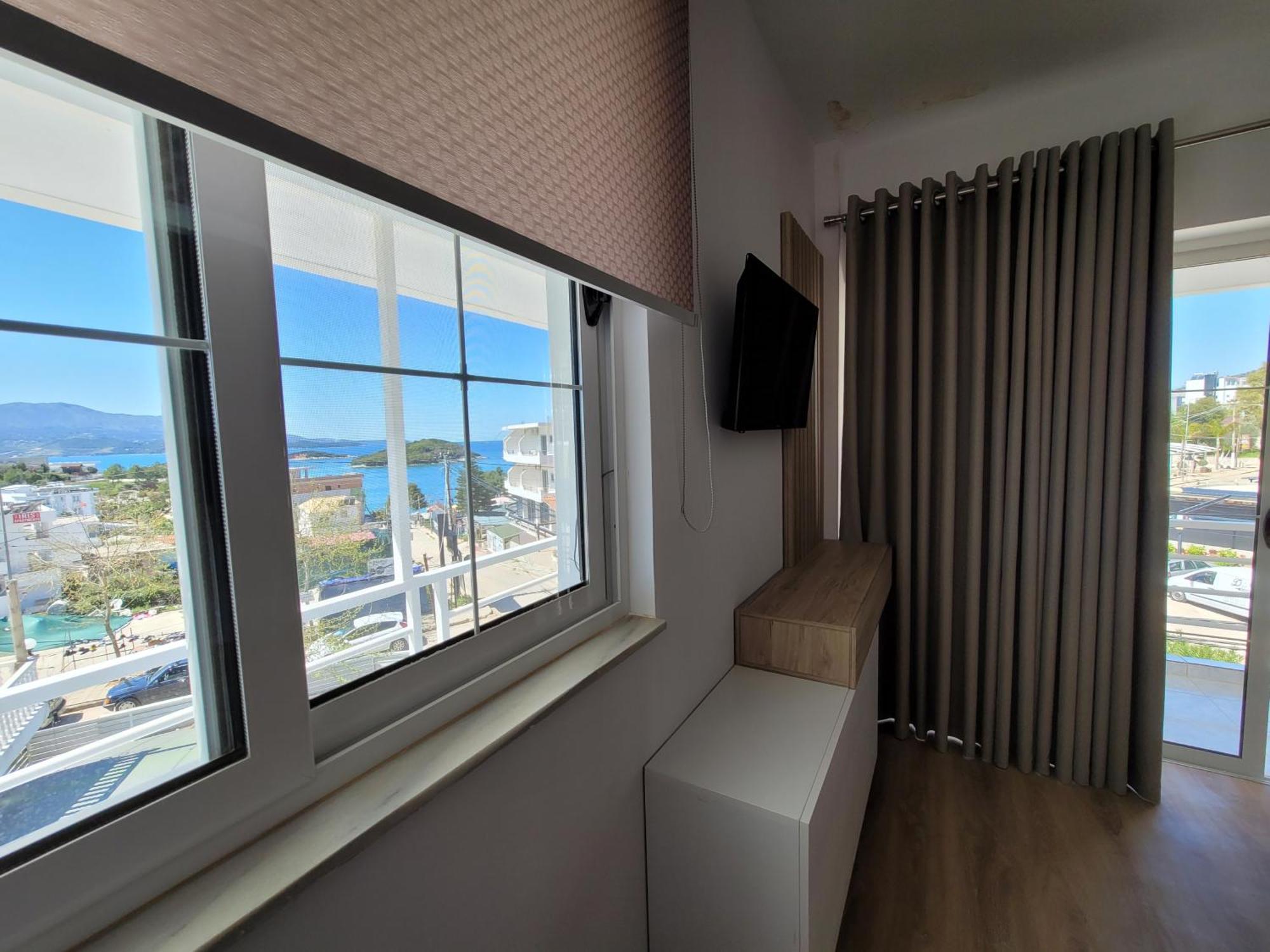 City Center Gjordeni Apartments Ксамил Екстериор снимка