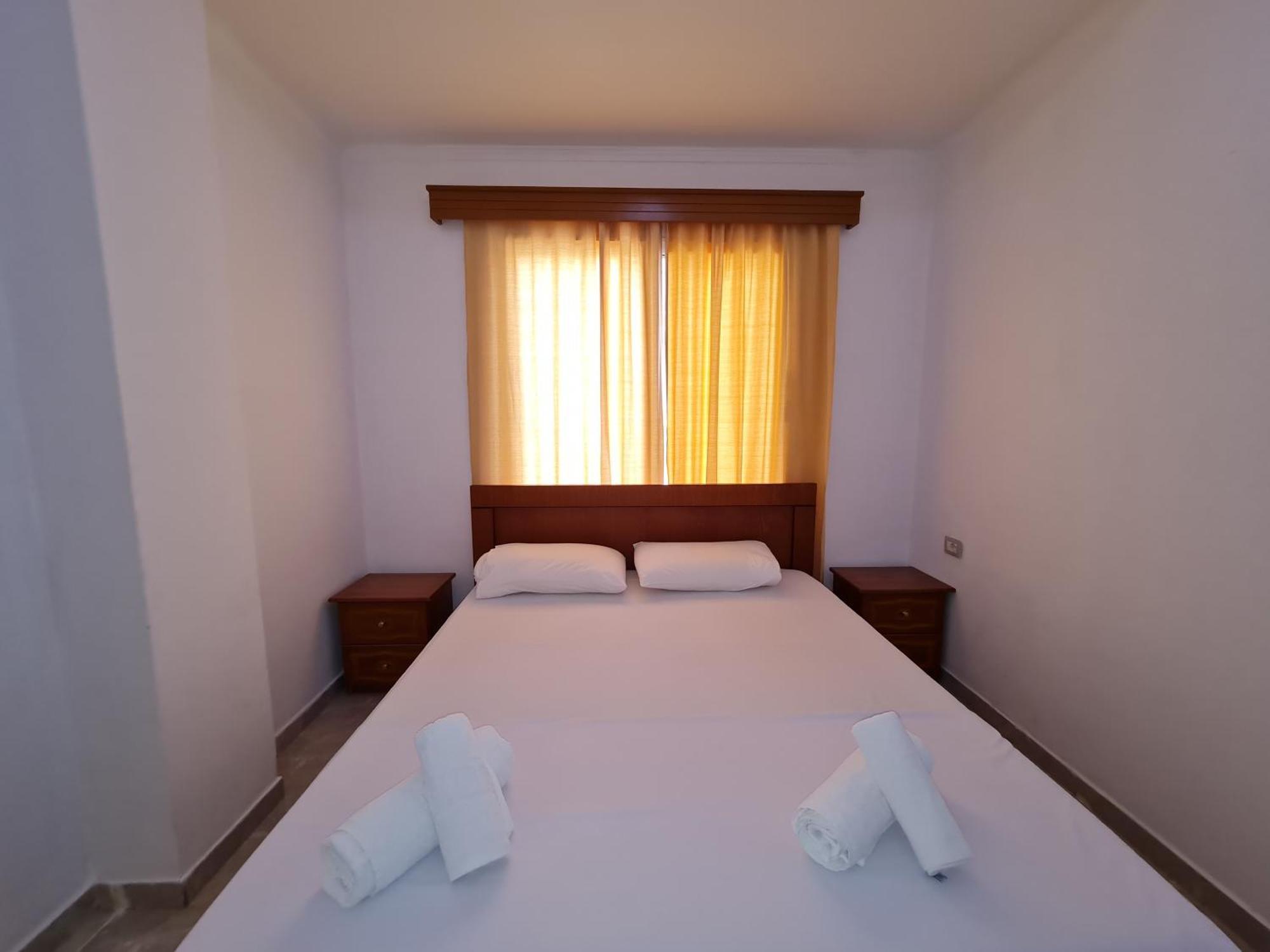 City Center Gjordeni Apartments Ксамил Екстериор снимка