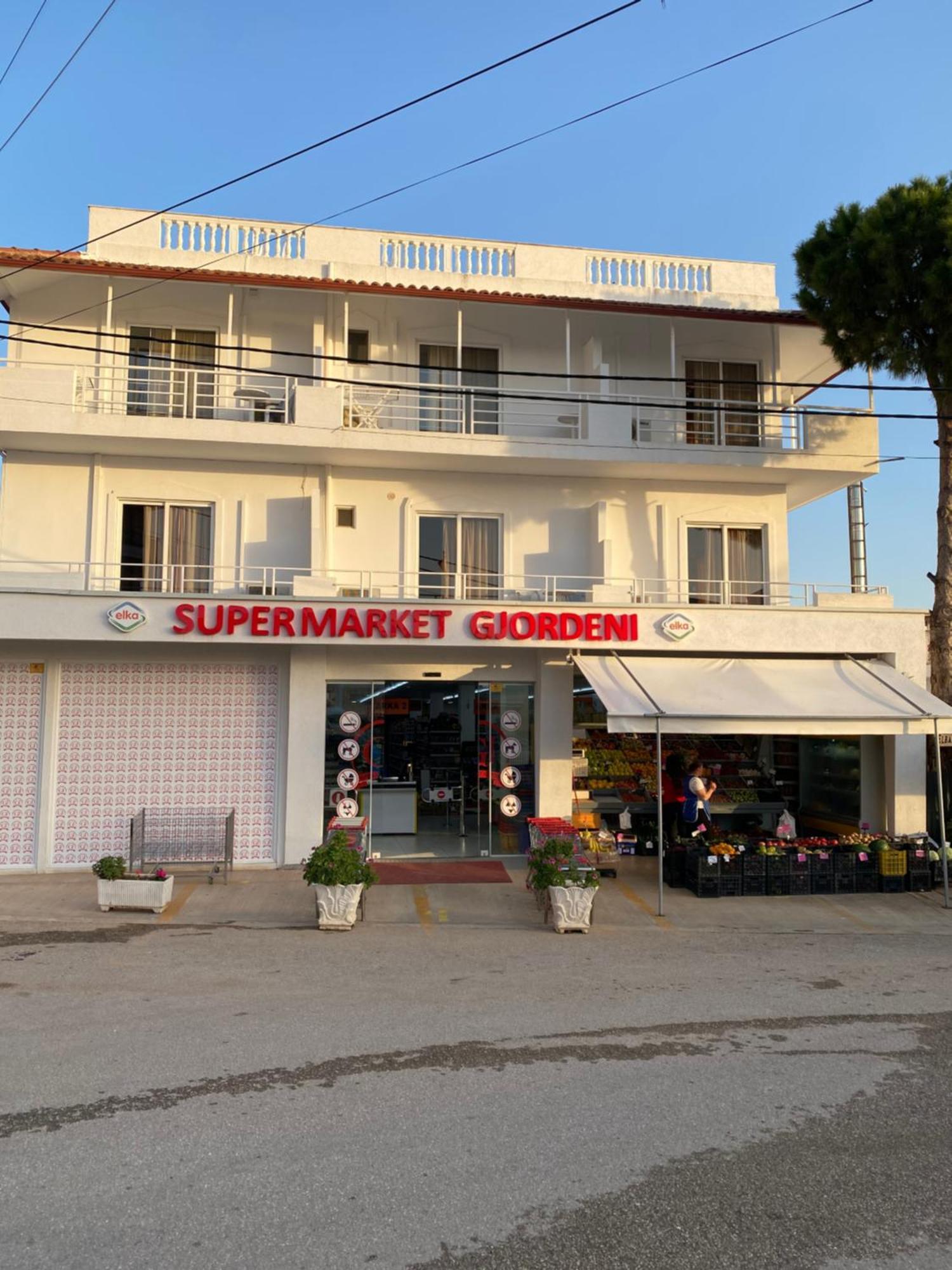 City Center Gjordeni Apartments Ксамил Екстериор снимка