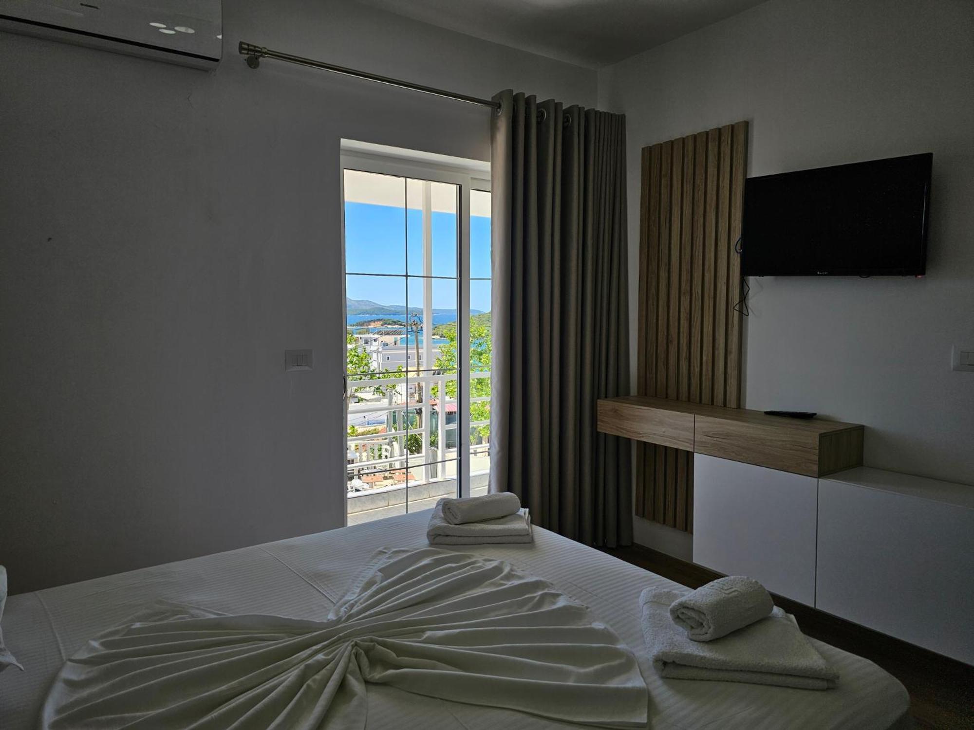 City Center Gjordeni Apartments Ксамил Екстериор снимка